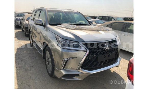 Acheter Import Voiture Lexus LX Autre à Import - Dubai, État d'Al Jazirah Acheter Import Voiture Lexus LX Autre à Import - Dubai, État d'Al Jazirah