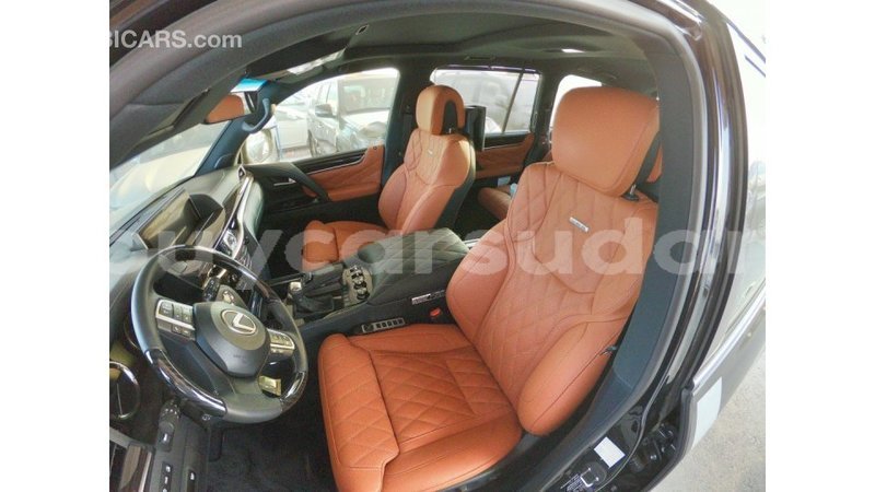 Big with watermark 152ace2a 04e6 4f68 9341 589d89a3186f