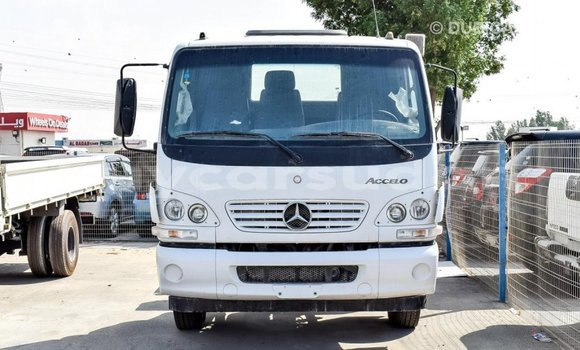 Buy Import Mercedes-Benz 190 White Car in Import - Dubai in Al Jazirah State Buy Import Mercedes-Benz 190 White Car in Import - Dubai in Al Jazirah State