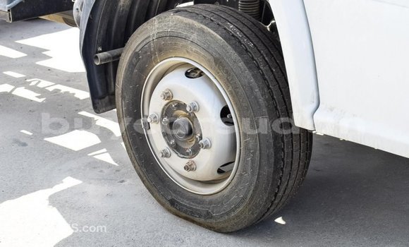 Buy Import Mercedes-Benz 190 White Car in Import - Dubai in Al Jazirah State Buy Import Mercedes-Benz 190 White Car in Import - Dubai in Al Jazirah State