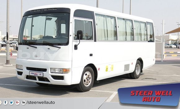 Buy Import Nissan Evalia White Truck in Import - Dubai in Al Jazirah State