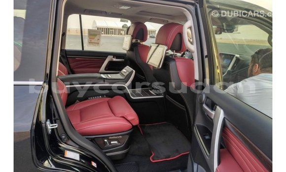 Buy Import Toyota Land Cruiser Black Car in Import - Dubai in Al Jazirah State Buy Import Toyota Land Cruiser Black Car in Import - Dubai in Al Jazirah State