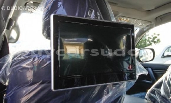 Buy Import Toyota Land Cruiser White Car in Import - Dubai in Al Jazirah State Buy Import Toyota Land Cruiser White Car in Import - Dubai in Al Jazirah State