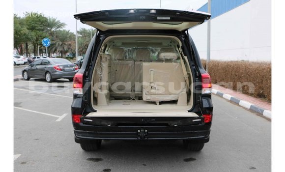 Buy Import Toyota Land Cruiser Black Car in Import - Dubai in Al Jazirah State Buy Import Toyota Land Cruiser Black Car in Import - Dubai in Al Jazirah State