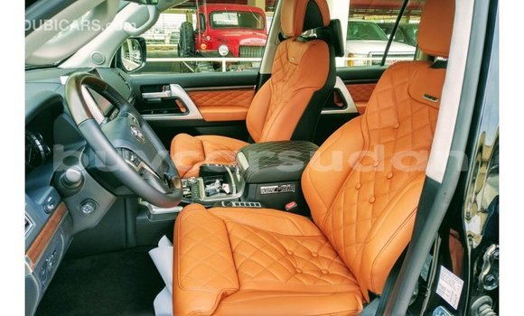 Acheter Import Voiture Toyota Land Cruiser Noir à Import - Dubai, État d'Al Jazirah Acheter Import Voiture Toyota Land Cruiser Noir à Import - Dubai, État d'Al Jazirah