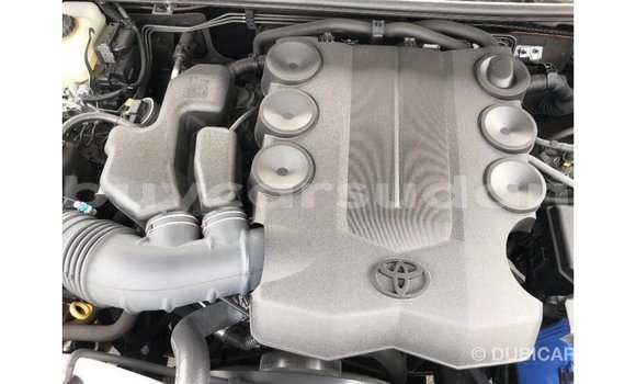 Acheter Import Voiture Toyota Land Cruiser Noir à Import - Dubai, État d'Al Jazirah Acheter Import Voiture Toyota Land Cruiser Noir à Import - Dubai, État d'Al Jazirah